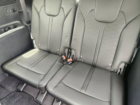 New 2026 Kia Sorento S FWD image 23