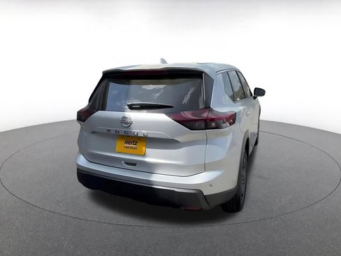 Used 2025 Nissan Rogue SV image 17