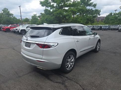 Used 2023 Buick Enclave Essence w/ Experience Buick Package FWD image 11