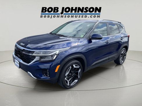 Used 2024 Kia Seltos SX w/ SX Sunroof Package AWD/4WD image 7