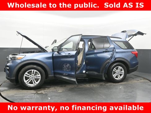 Used 2020 Ford Explorer XLT w/ Equipment Group 202A image 37