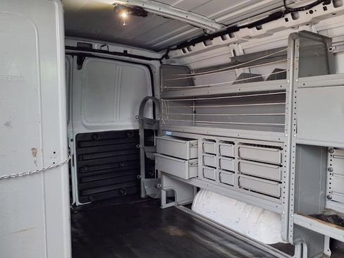 Used 2019 Chevrolet Express 2500 w/ Enhanced Convenience Package RWD image 11