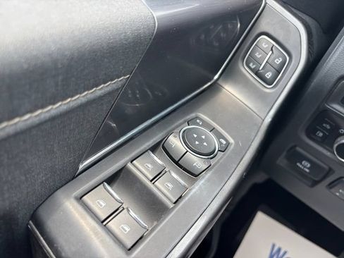 Used 2023 Ford F150 Lariat w/ Equipment Group 502A High AWD/4WD image 16