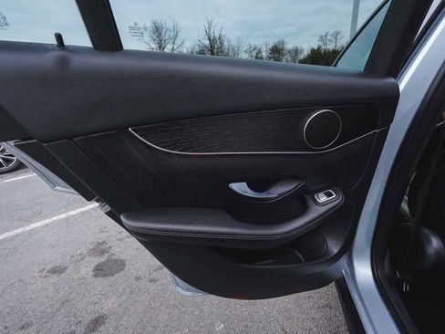 Used 2022 Mercedes-Benz GLC 300 GLC 300 image 12