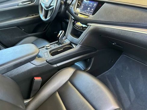 Certified 2023 Cadillac XT5 Luxury image 16