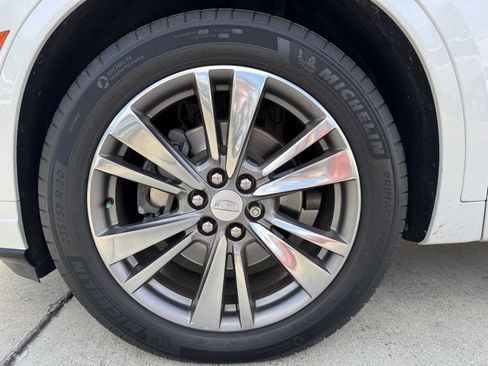 Used 2020 Cadillac XT6 Premium Luxury image 4