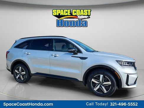 Used 2022 Kia Sorento S FWD image 12