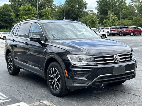 Used 2021 Volkswagen Tiguan SE FWD image 5