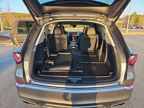 Used 2025 Acura MDX SH-AWD image 13