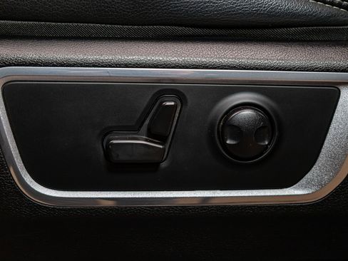 Used 2022 RAM 1500 Laramie image 23