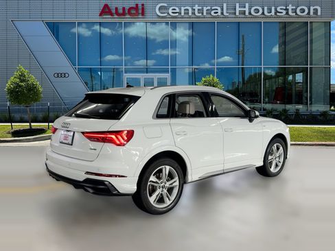 Used 2022 Audi Q3 2.0T Premium Plus w/ Premium Plus Package image 9