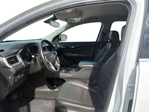 Used 2020 GMC Acadia SLT FWD image 16