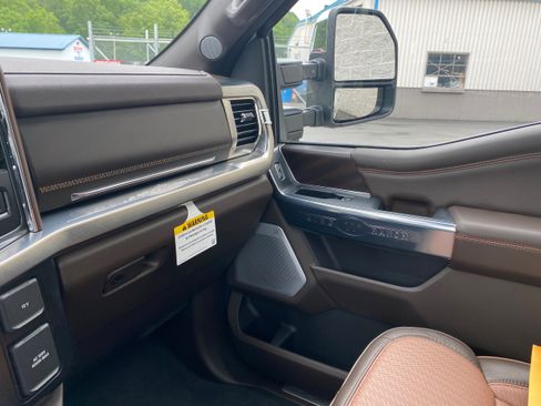 New 2025 Ford F250 King Ranch w/ Tremor Off-Road Package image 71