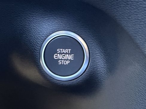 New 2026 Volvo XC40 B5 Plus w/ Climate Package image 26