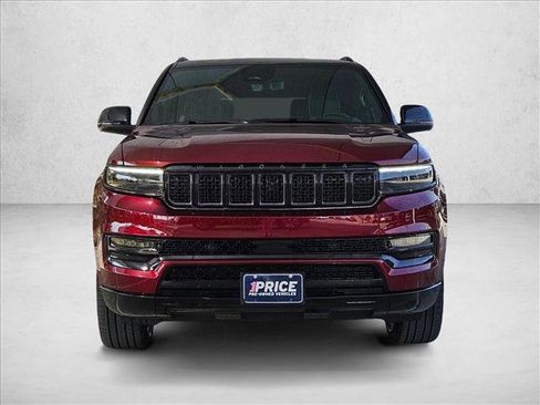 Used 2025 Jeep Grand Wagoneer L Series II Obsidian w/ Quick Order Packagew 28T image 2