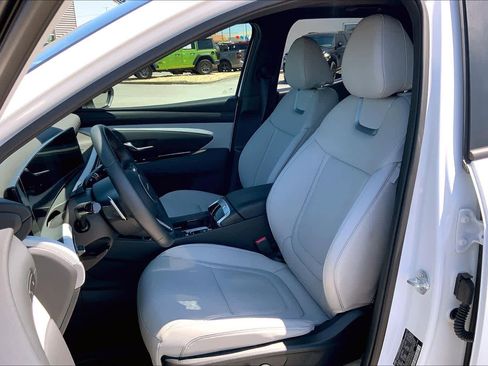 Used 2025 Hyundai Santa Cruz Limited AWD/4WD image 8