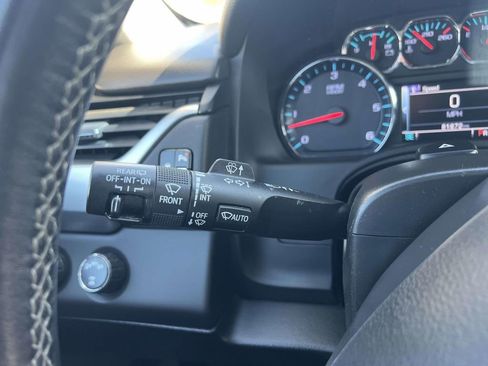 Used 2020 Chevrolet Tahoe LT AWD/4WD image 25