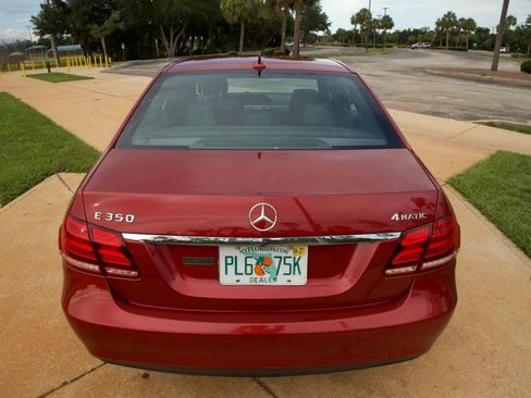 Used 2014 Mercedes-Benz E 350 4MATIC Sedan image 9