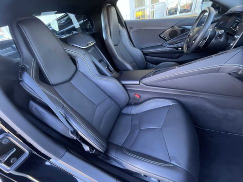 Used 2024 Chevrolet Corvette Stingray Preferred Cpe w/ Z51 Performance Package image 24