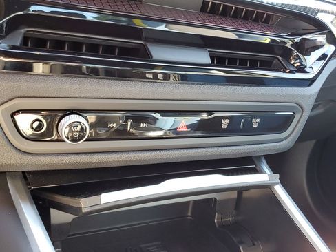 Used 2025 BMW M3 Competition AWD/4WD image 23