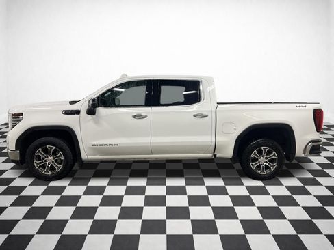 Certified 2025 GMC Sierra 1500 SLT image 6