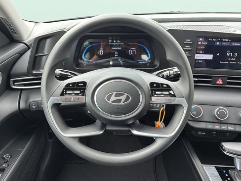 New 2026 Hyundai Elantra SE w/ Cargo Package FWD image 17