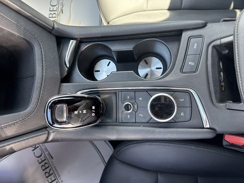 Used 2024 Cadillac XT5 Premium Luxury image 30