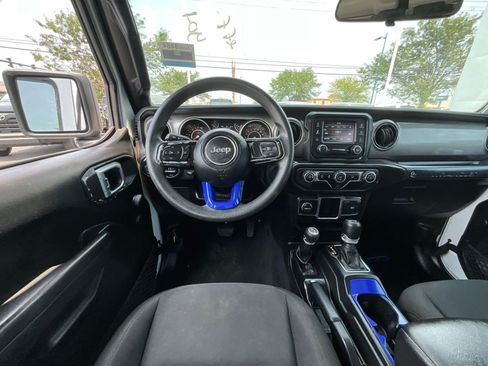 Used 2019 Jeep Wrangler Unlimited Sport AWD/4WD image 8