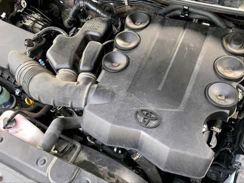 Used 2022 Toyota 4Runner SR5 Premium image 27