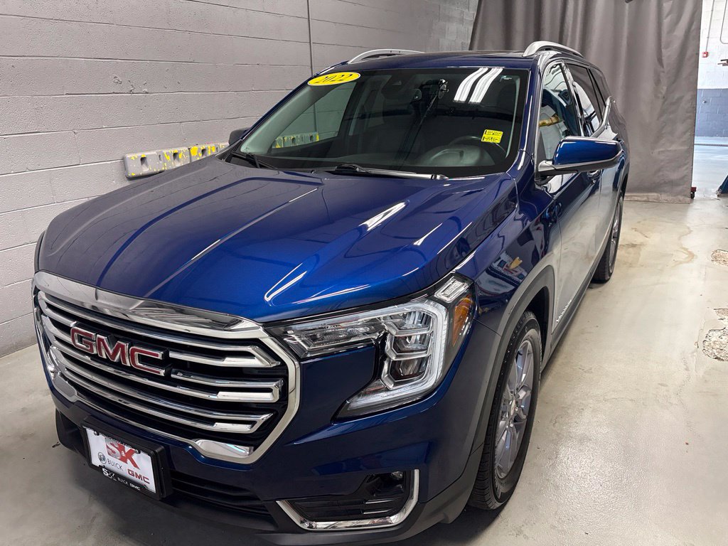 Used 2022 GMC Terrain SLT w/ LPO, Floor Liner Package FWD image 24