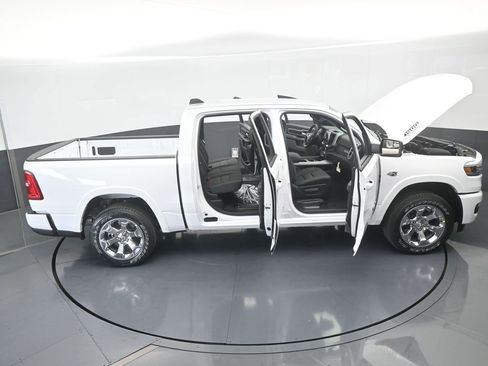 New 2026 RAM 1500 4x4 Crew Cab image 64