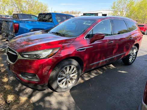 Used 2018 Buick Enclave Essence w/ Trailering Package AWD/4WD image 1