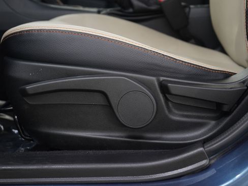 Used 2016 Subaru Crosstrek 2.0i Limited image 23