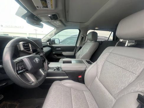 Used 2024 Toyota Sequoia Limited w/ TRD Off-Road Package AWD/4WD image 11