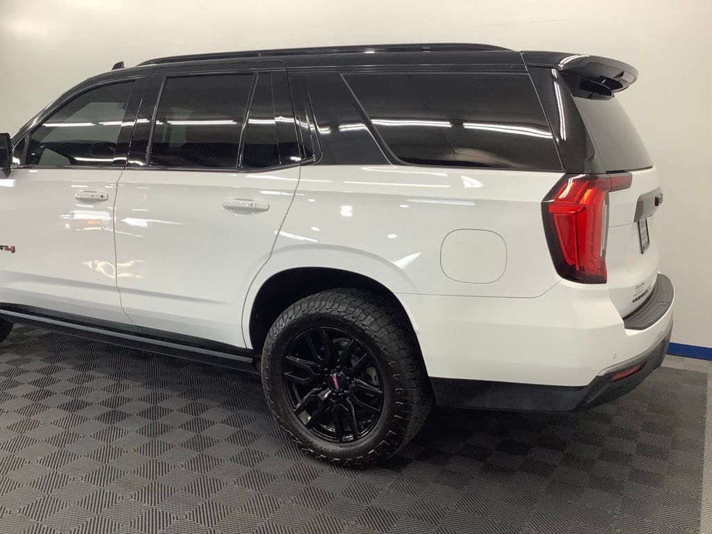 Used 2023 GMC Yukon AT4 w/ AT4 Premium Package AWD/4WD image 4