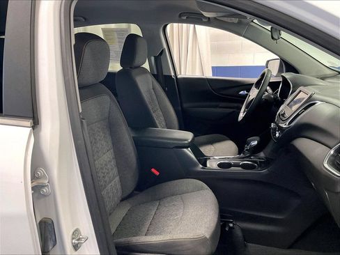 Used 2024 Chevrolet Equinox LT AWD/4WD image 11