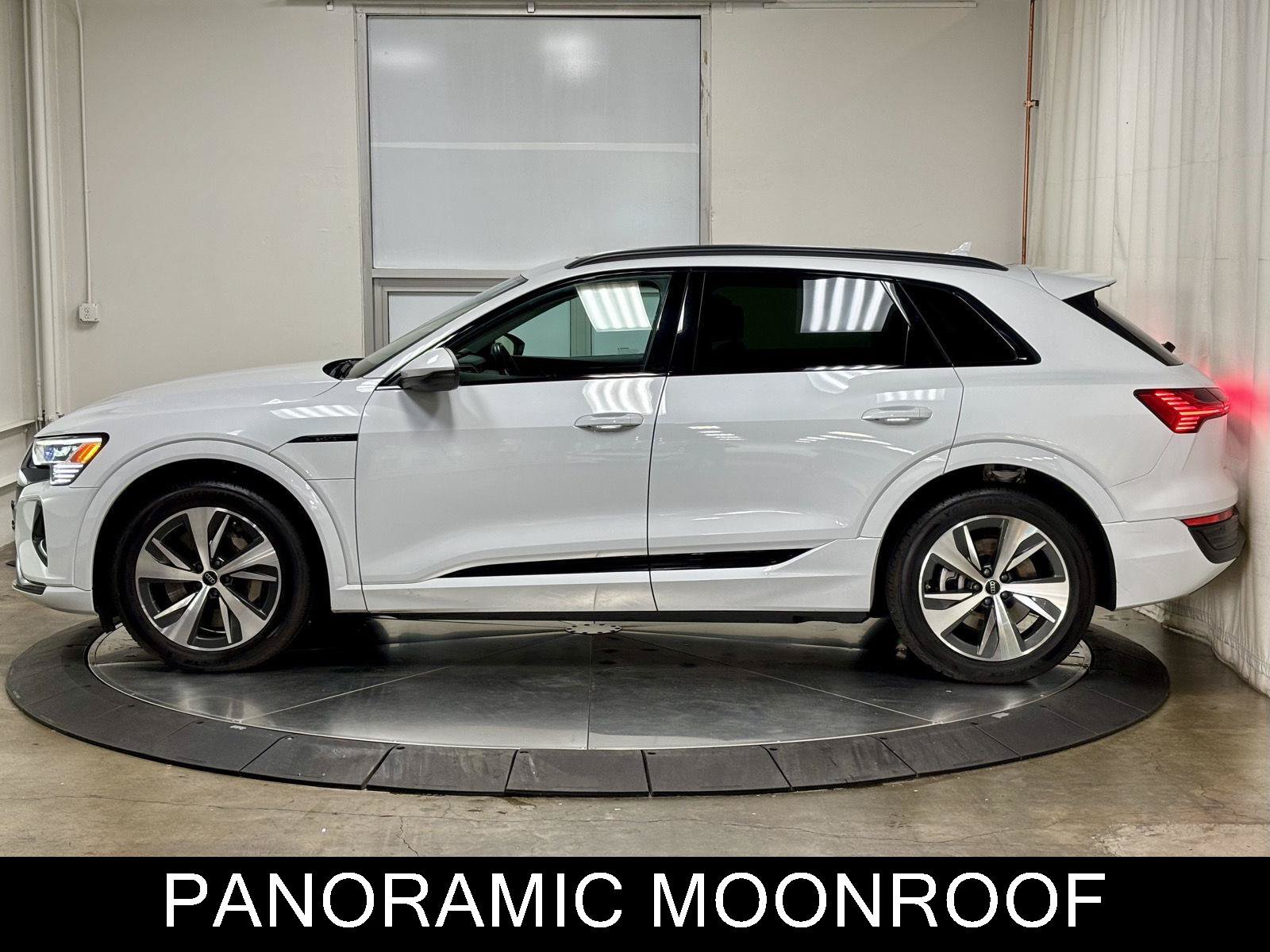 Used 2024 Audi Q8 e-tron Premium AWD/4WD image 6