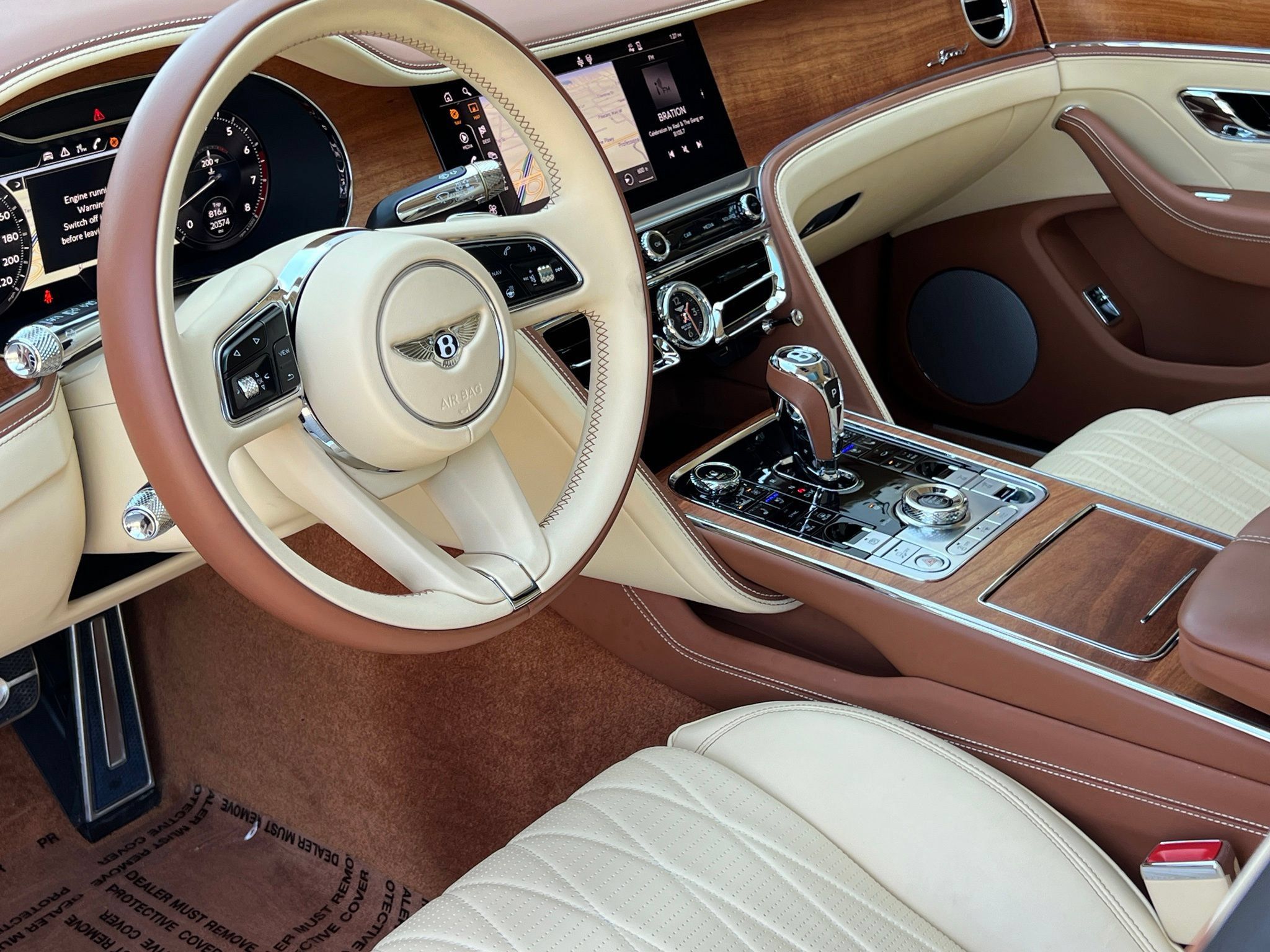 Used 2023 Bentley Flying Spur W12 AWD/4WD image 2