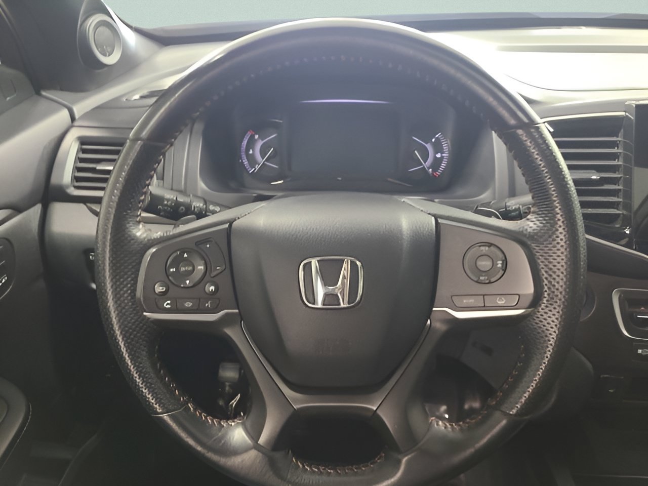 Used 2023 Honda Passport TrailSport image 25