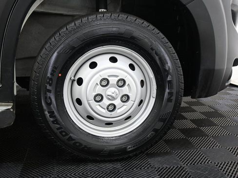 Used 2023 RAM ProMaster 2500 image 32