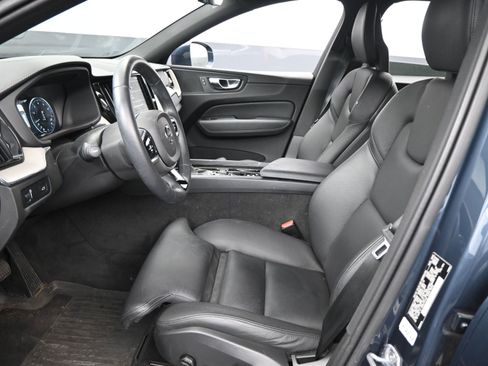 Used 2018 Volvo XC60 T5 Inscription w/ Convenience Package image 10