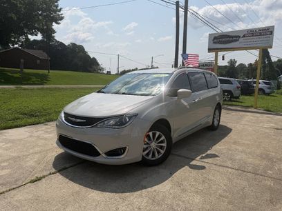 Used 2017 Chrysler Pacifica Touring-L