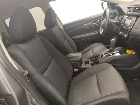 Used 2018 Nissan Rogue SV FWD image 21