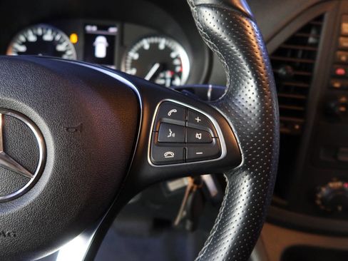 Used 2016 Mercedes-Benz Metris image 25