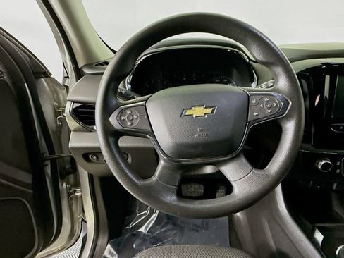 Used 2018 Chevrolet Traverse LS image 13