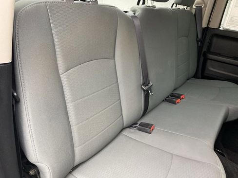 Used 2018 RAM 1500 Express image 17