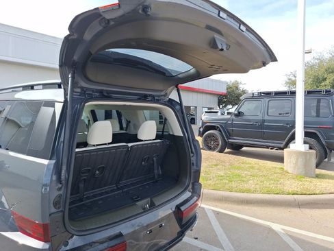 Used 2025 Hyundai Santa Fe Calligraphy image 38