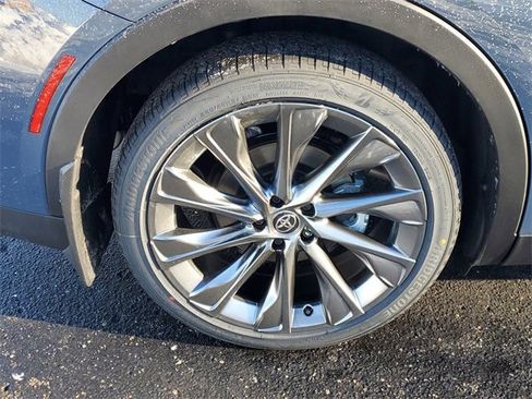 New 2026 Toyota Crown Limited image 5