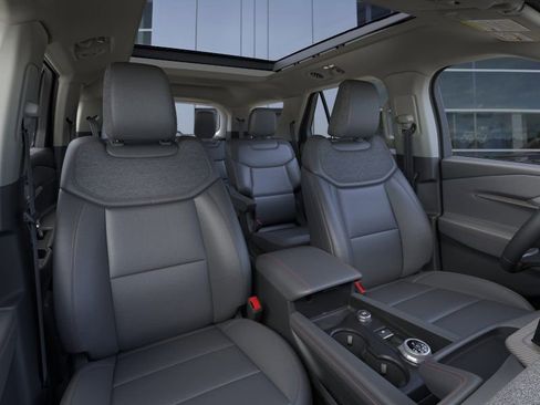 New 2026 Ford Explorer Active w/ Active Comfort Package AWD/4WD image 11