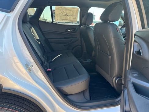 New 2026 Chevrolet Trax RS w/ Sunroof Package FWD image 14